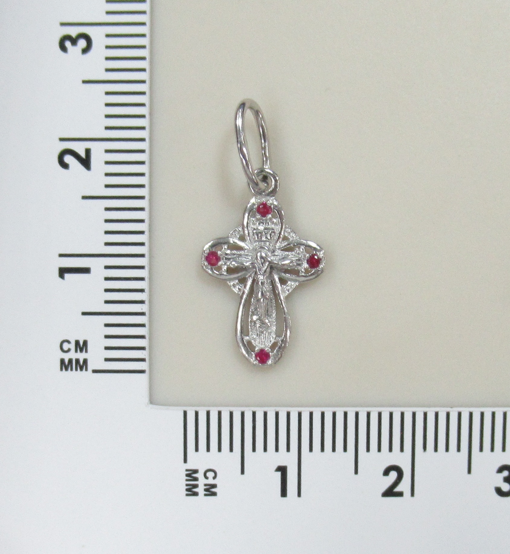 Серебряная подвеска-крест 925 пробы; вставки 4 Фианит розовый;